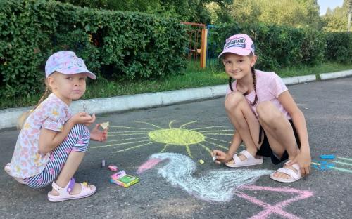 Конкурс рисунков на асфальте "Белая Русь глазами детей" (04.08.2026г.) фото 2